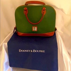 Dooney & Bourke